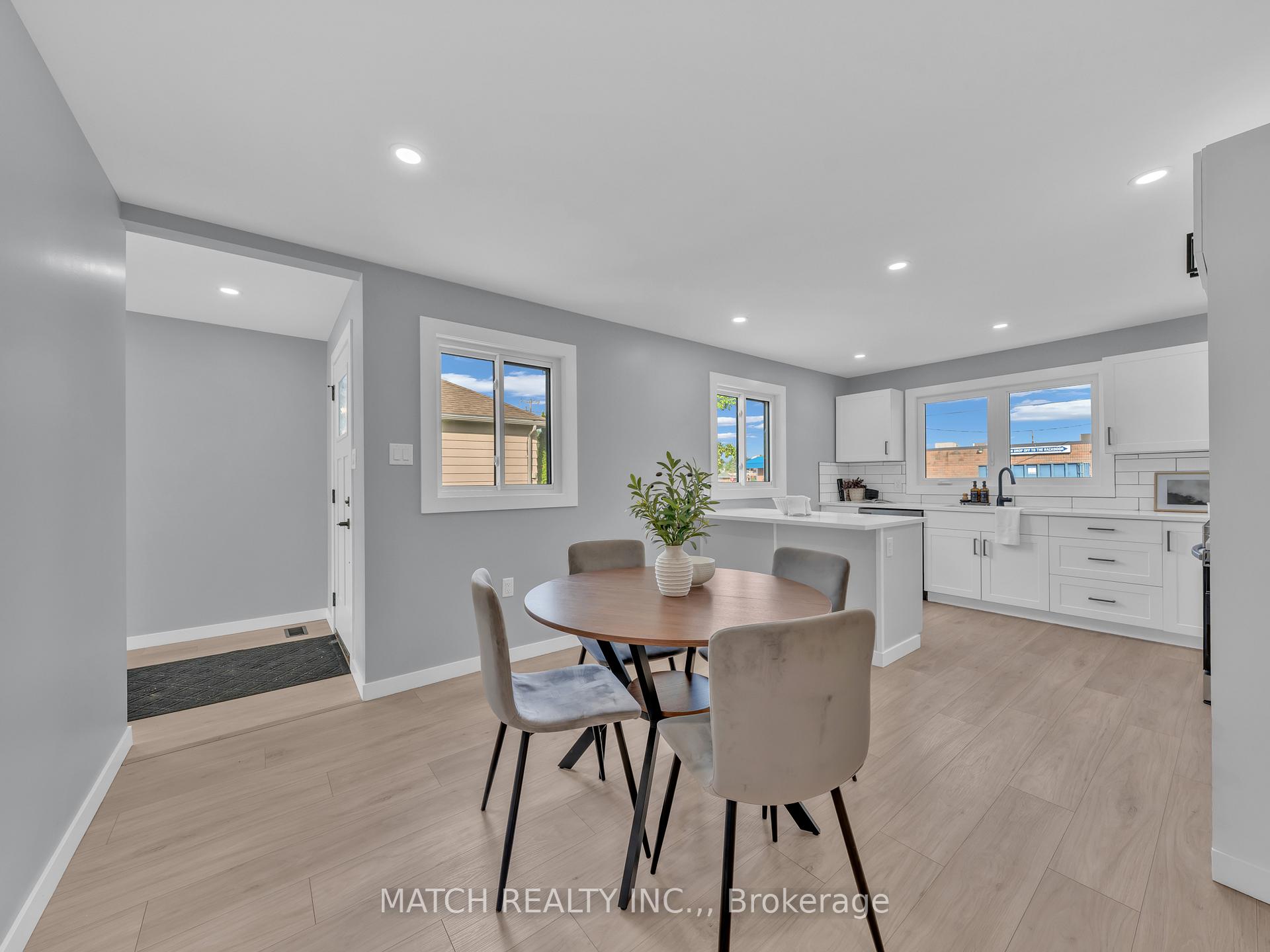Photo 14 of 7 Oxley Drive, Chatham-Kent, Chatham — HOMEH