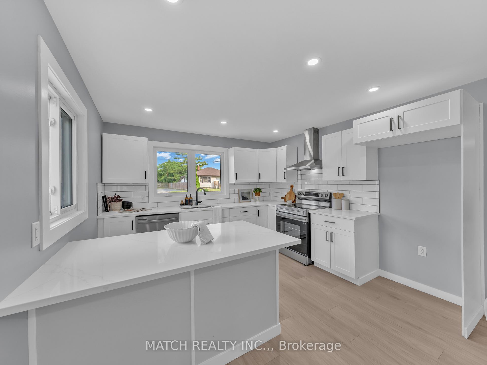Photo 16 of 7 Oxley Drive, Chatham-Kent, Chatham — HOMEH