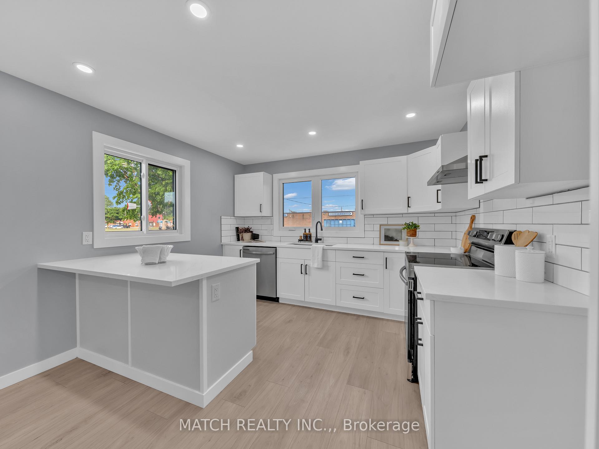 Photo 17 of 7 Oxley Drive, Chatham-Kent, Chatham — HOMEH