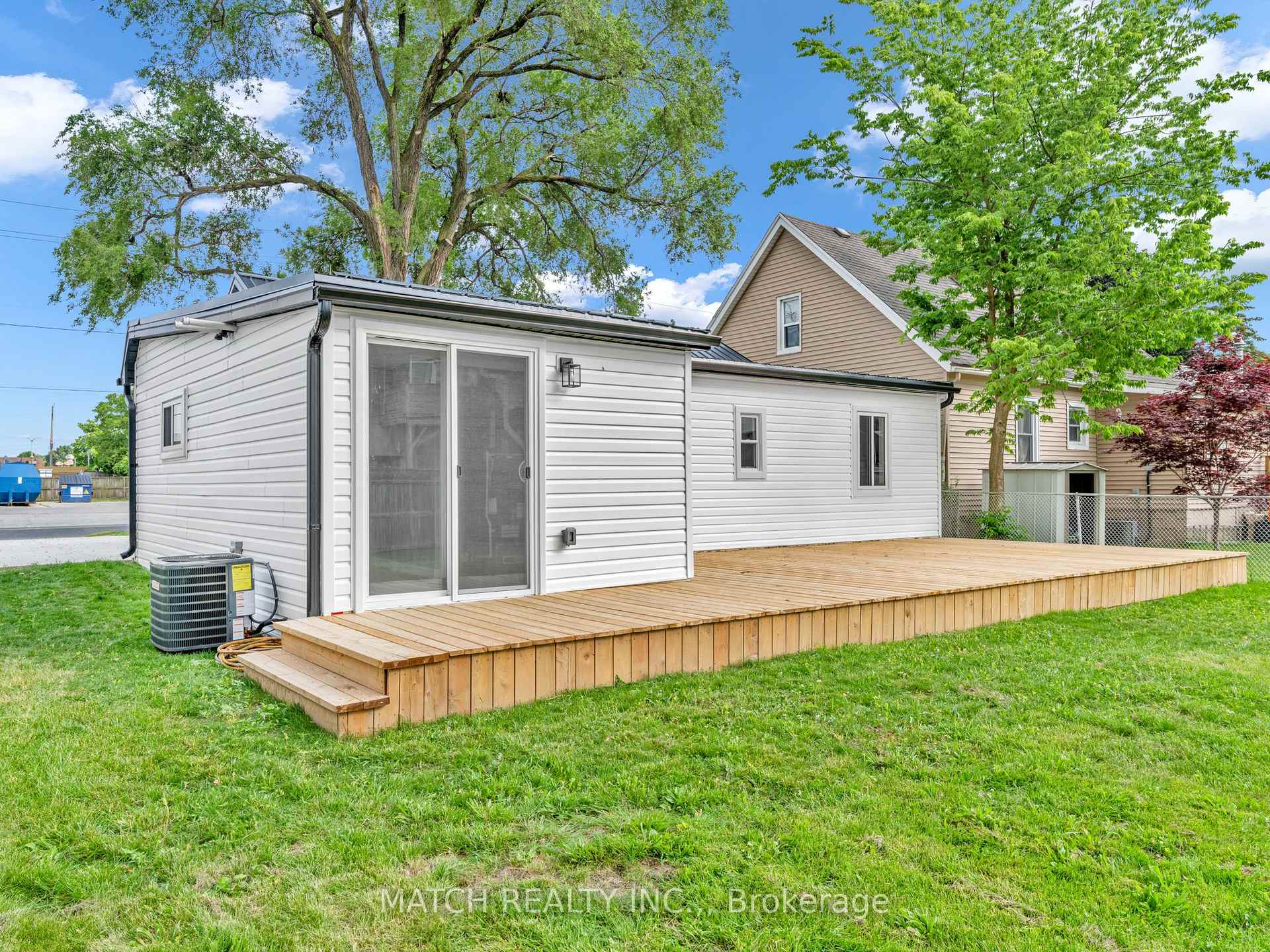 Photo 36 of 7 Oxley Drive, Chatham-Kent, Chatham — HOMEH