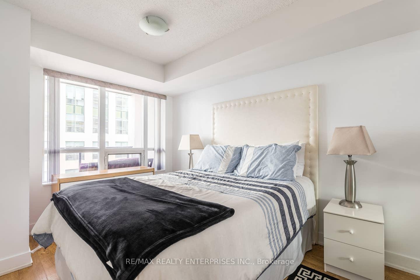 Photo 9 of Unit 1109, 20 Blue Jays Way, Toronto, Waterfront Communities — HOMEH