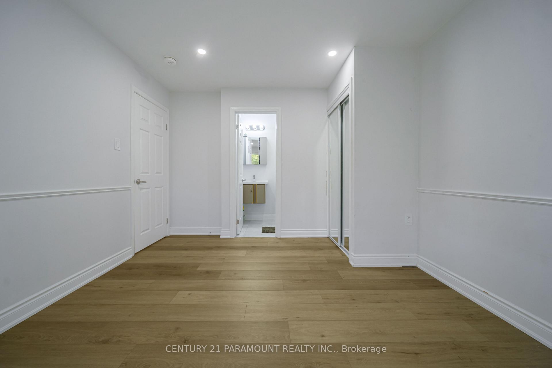 Photo 17 of 11 Gondola Crescent, Brampton, Northgate — HOMEH