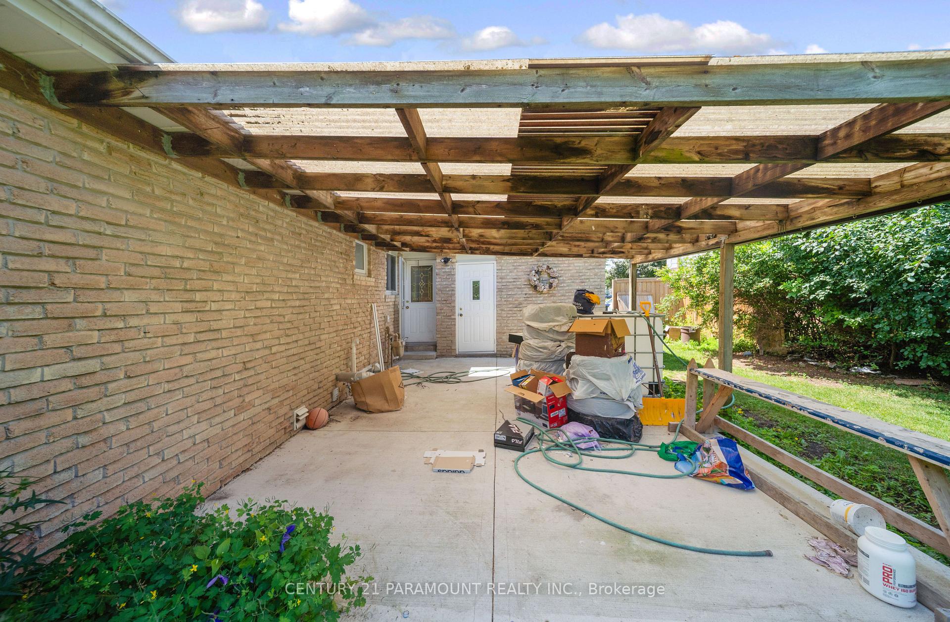 Photo 31 of 11 Gondola Crescent, Brampton, Northgate — HOMEH