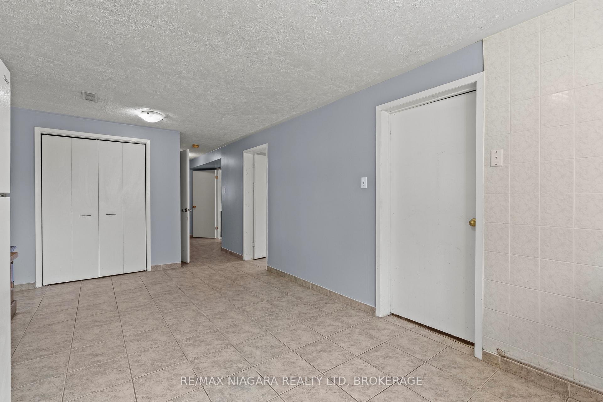 Photo 22 of 74 Westwood Crescent, Welland, Prince Charles — HOMEH