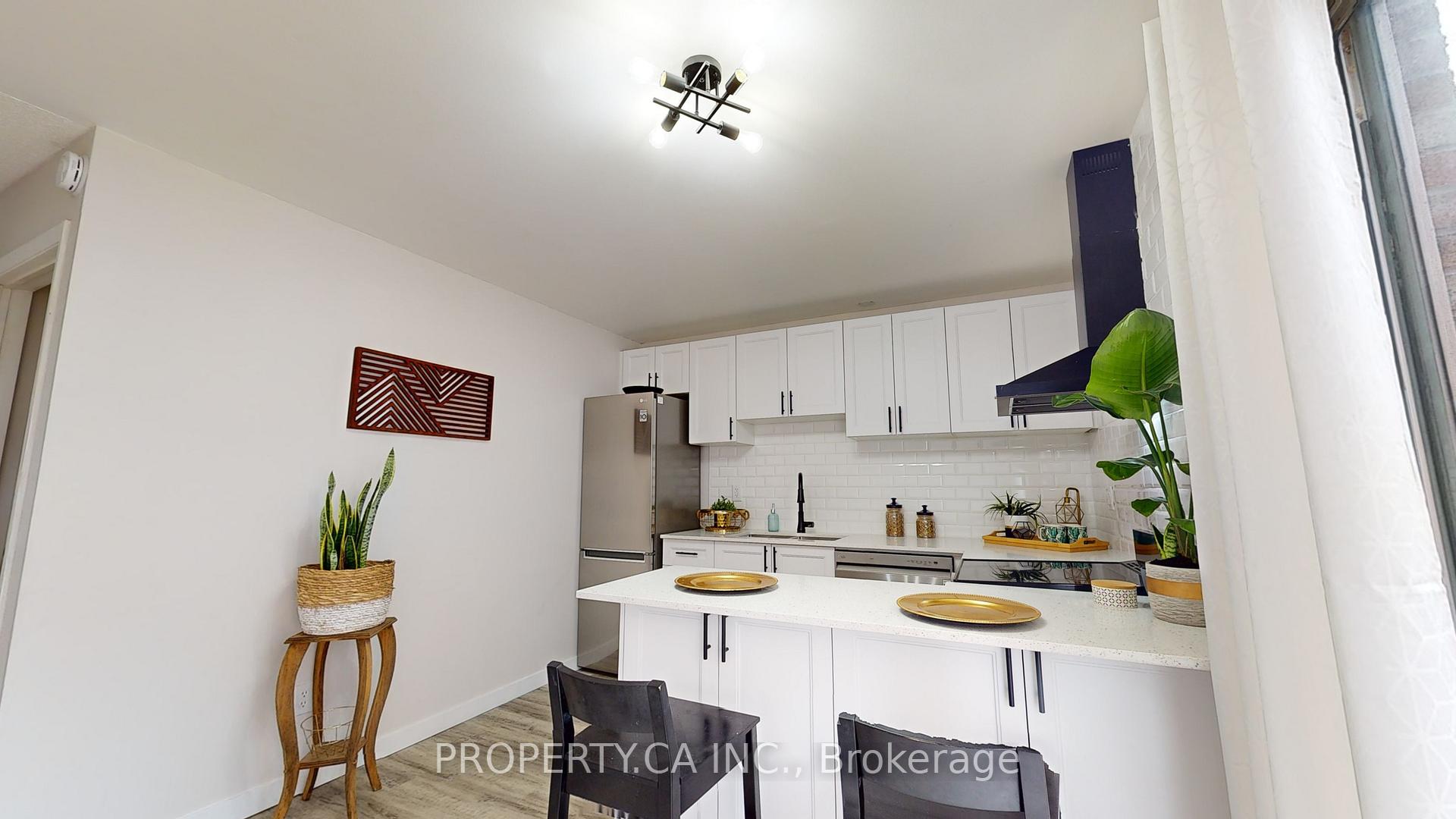 Photo 4 of Unit 5, 610 George Street N, Peterborough, Town Ward 3 — HOMEH
