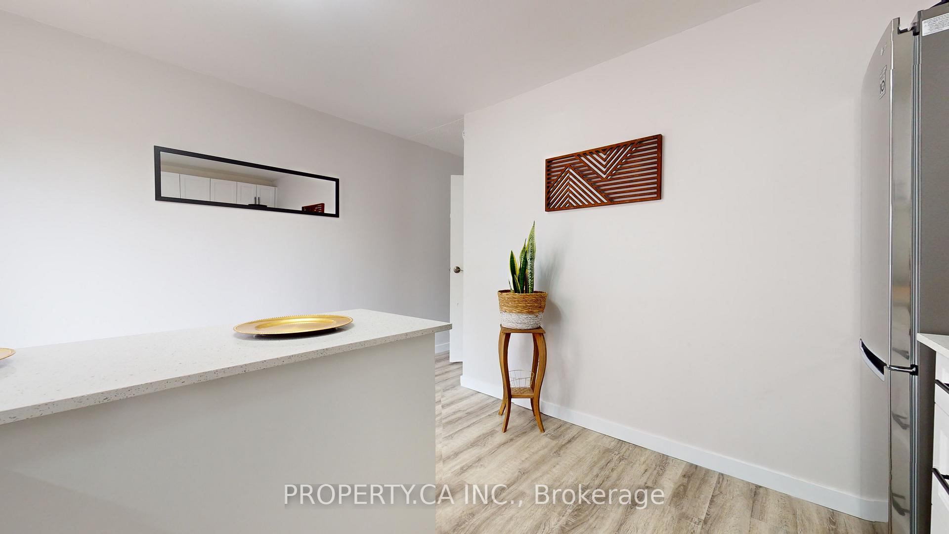 Photo 5 of Unit 5, 610 George Street N, Peterborough, Town Ward 3 — HOMEH