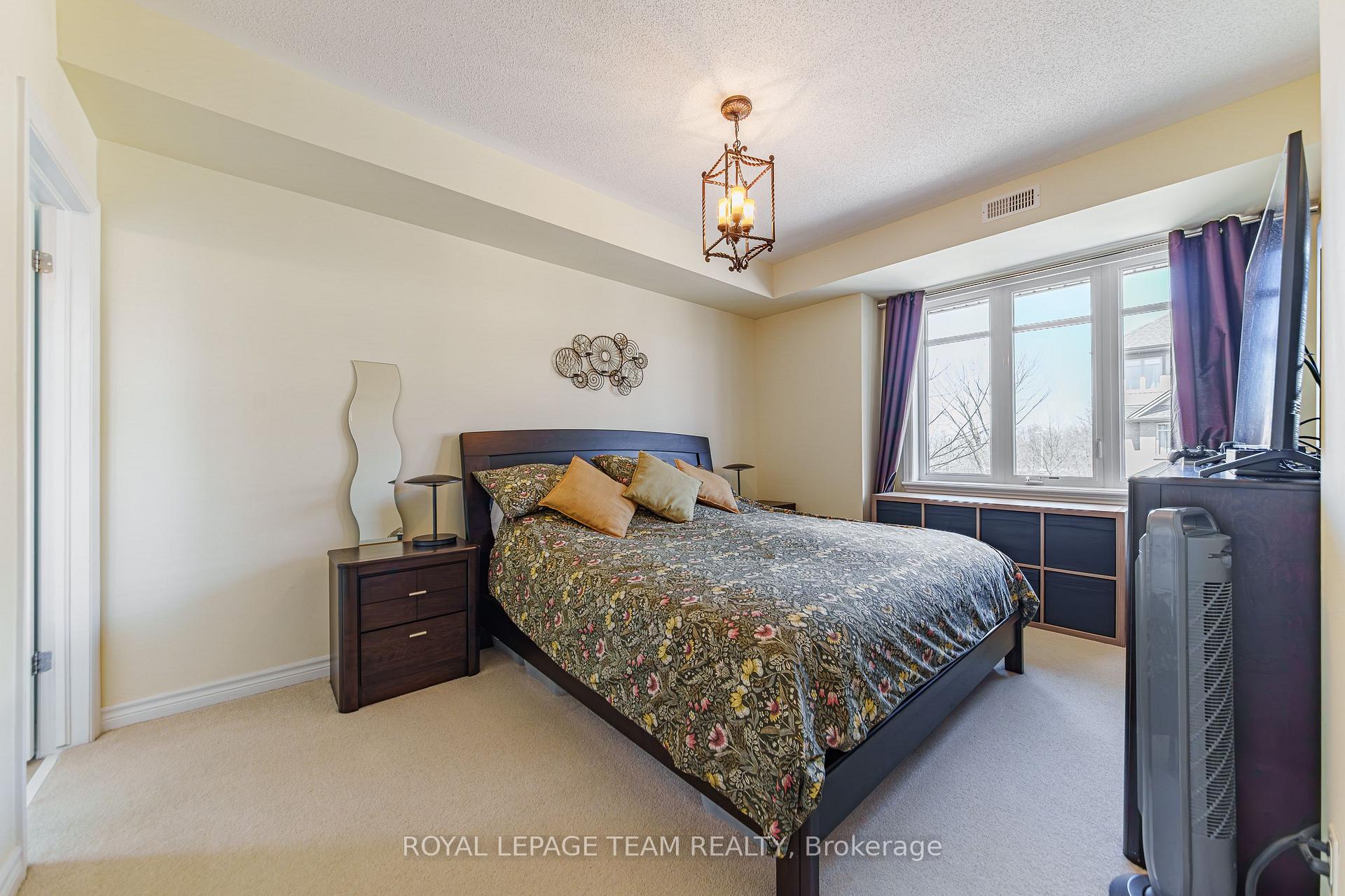 Photo 12 of Unit E, 67 Tipperary Private, Ottawa, Barrhaven - Longfields — HOMEH