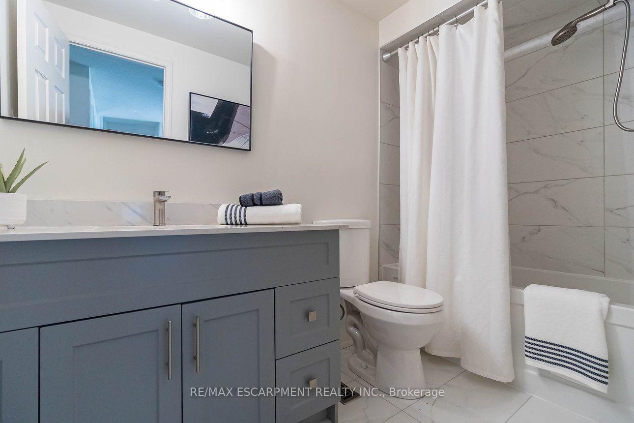Photo 32 of 23 Avonmore Court, Hamilton, Randall — HOMEH