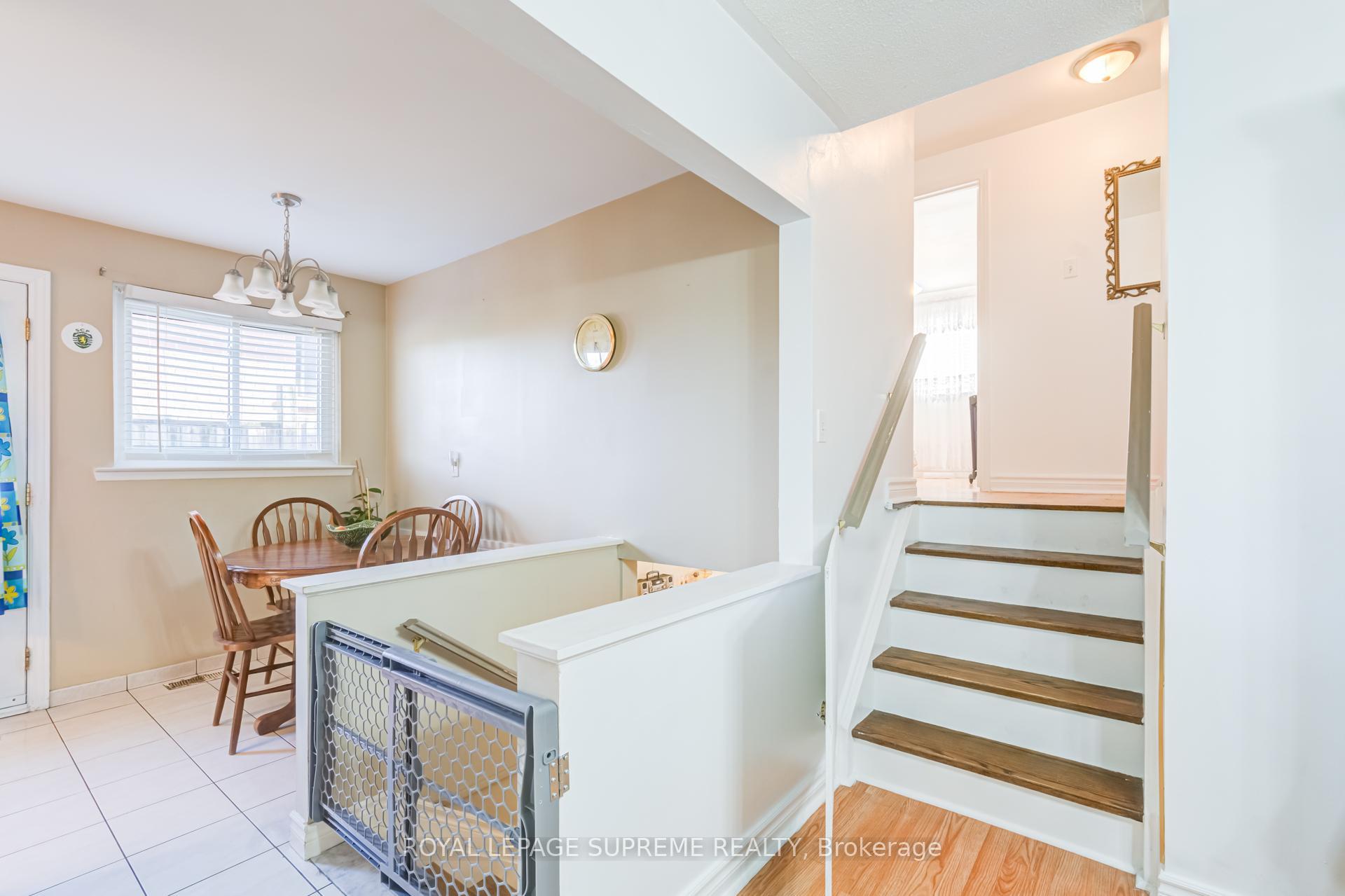 Photo 14 of 7236 Meyer Drive, Mississauga, Malton — HOMEH
