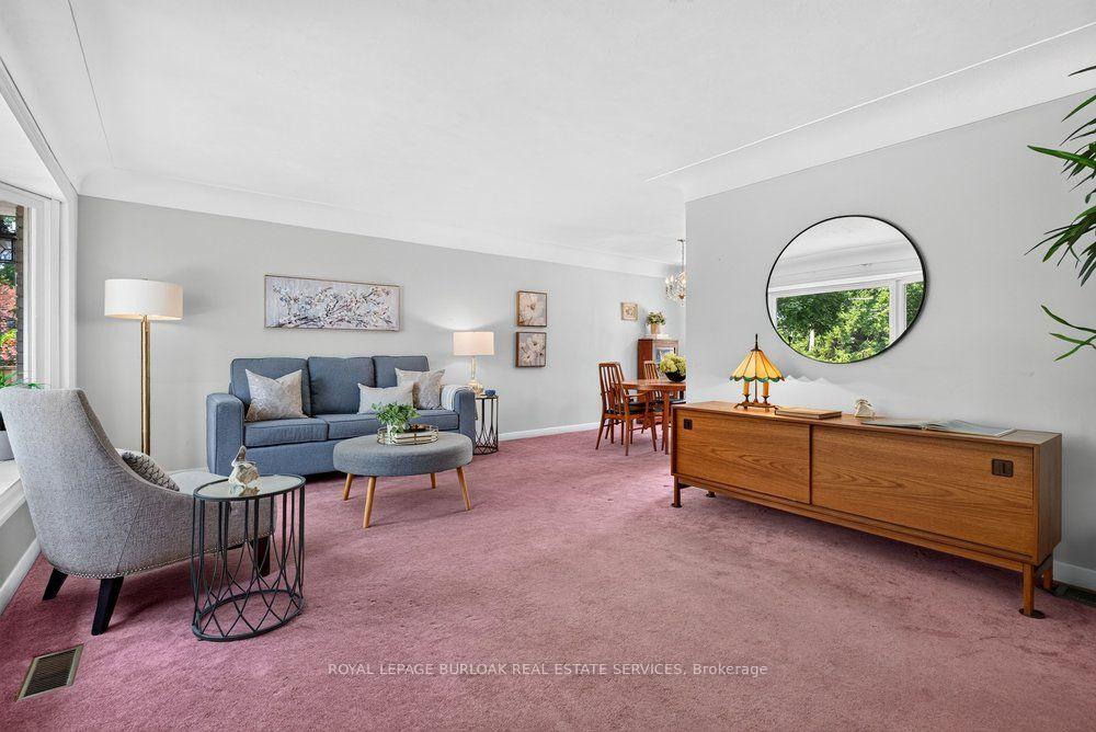 Photo 5 of 392 Henderson Road, Burlington, Shoreacres — HOMEH