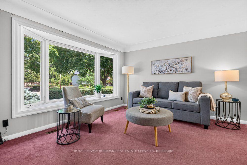 Photo 7 of 392 Henderson Road, Burlington, Shoreacres — HOMEH