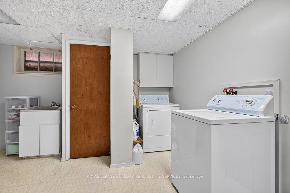 Photo 22 of 392 Henderson Road, Burlington, Shoreacres — HOMEH