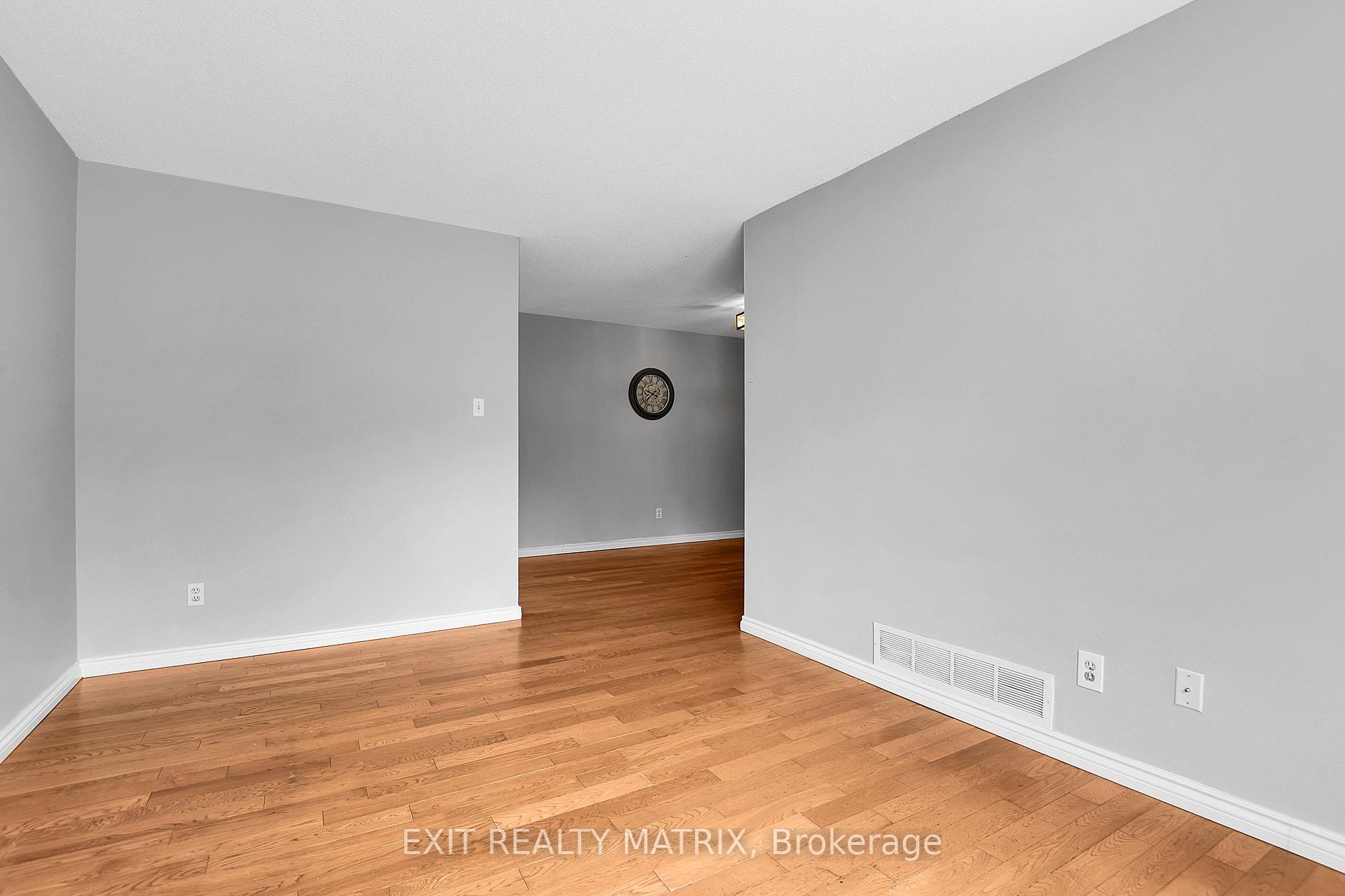 Photo 11 of 59 Jackman Terrace, Ottawa, Kanata - Katimavik — HOMEH
