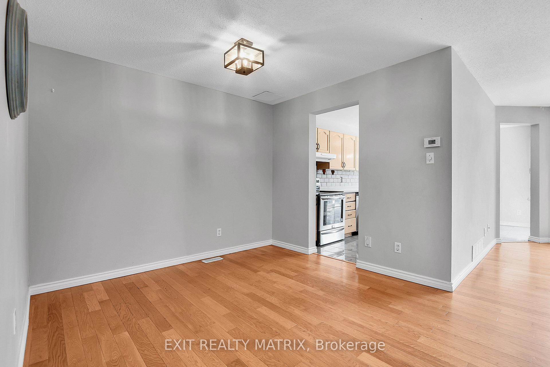 Photo 12 of 59 Jackman Terrace, Ottawa, Kanata - Katimavik — HOMEH