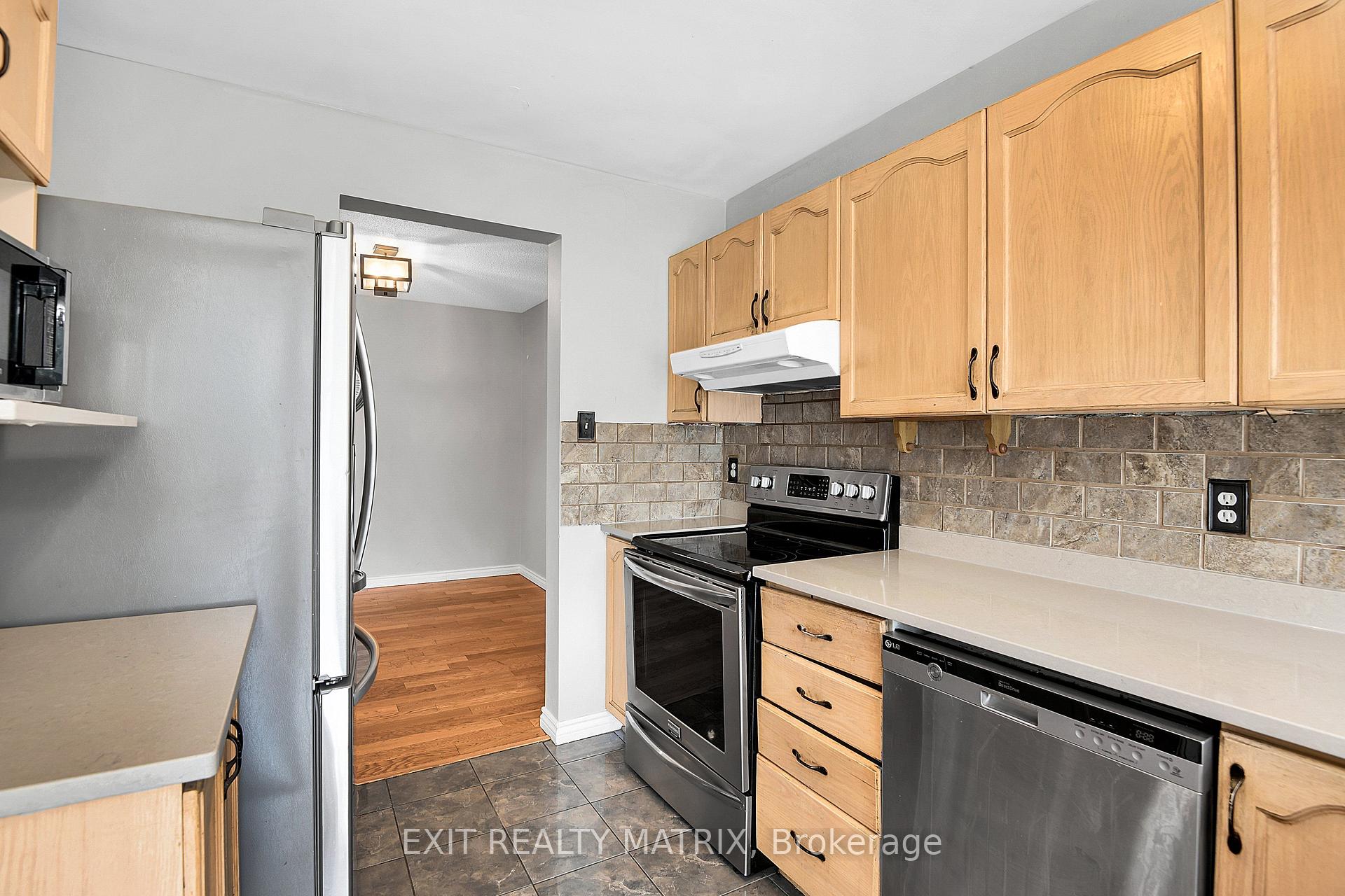 Photo 15 of 59 Jackman Terrace, Ottawa, Kanata - Katimavik — HOMEH