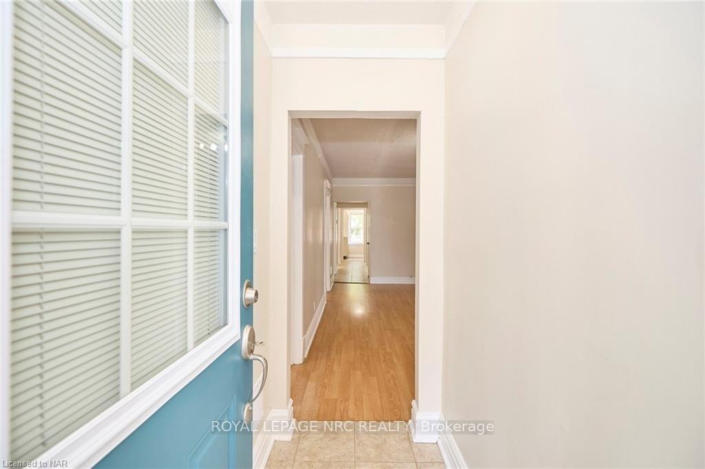 Photo 7 of 4592 Sixth Avenue, Niagara Falls, Cherrywood — HOMEH