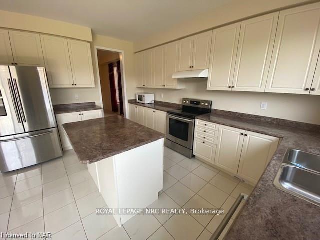 Photo 20 of 4592 Sixth Avenue, Niagara Falls, Cherrywood — HOMEH