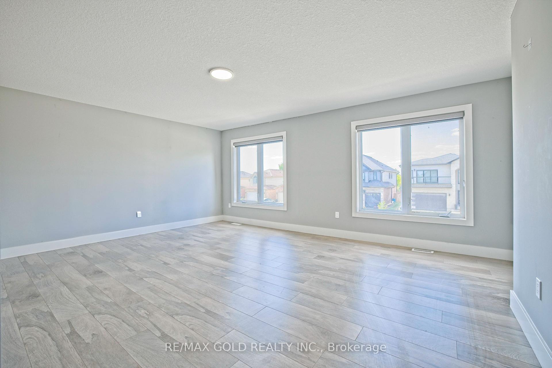 Photo 18 of 2606 Bateman Trail, London, South W — HOMEH