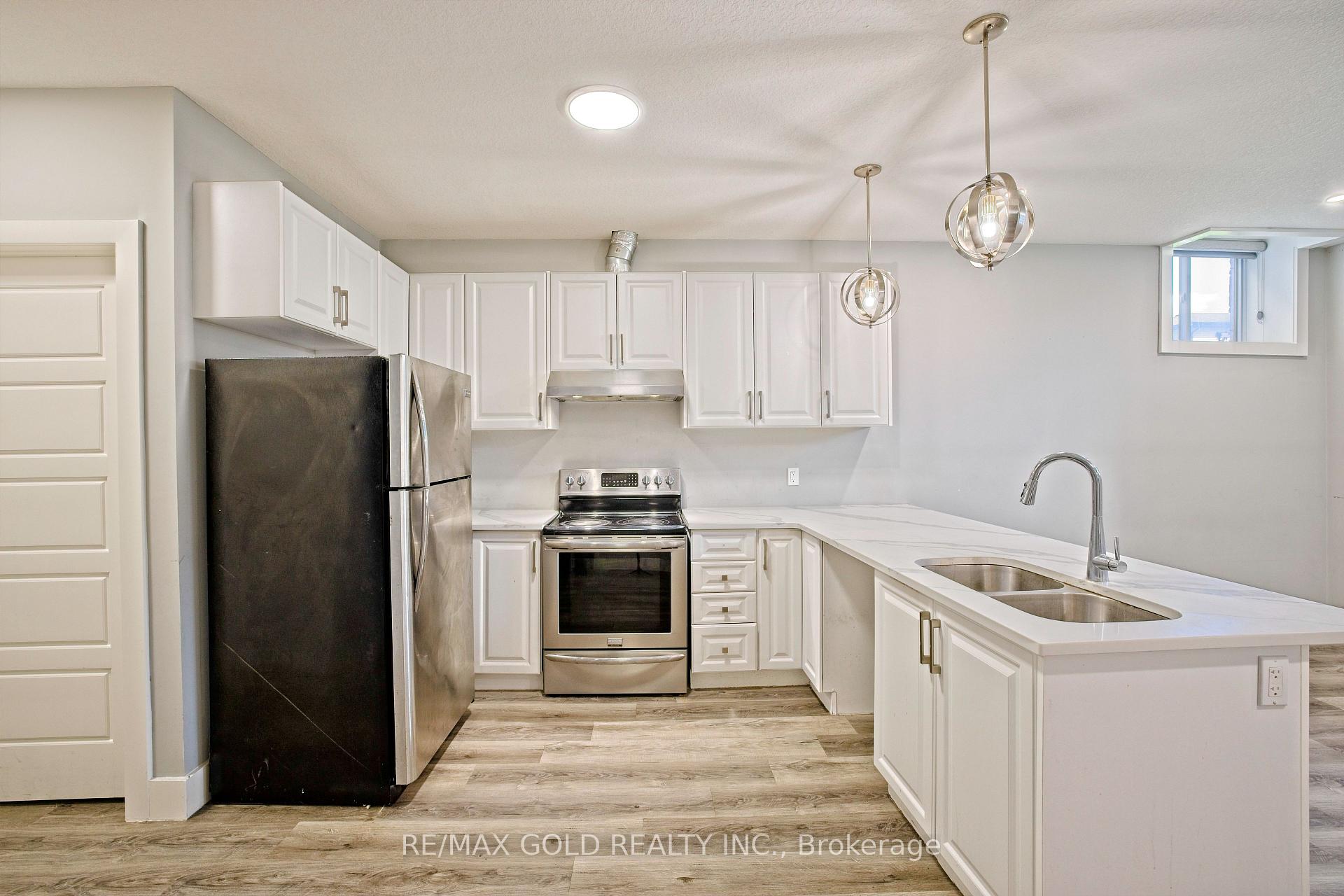 Photo 33 of 2606 Bateman Trail, London, South W — HOMEH