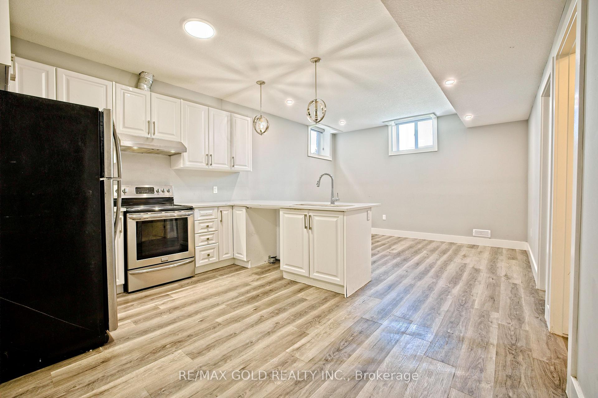 Photo 34 of 2606 Bateman Trail, London, South W — HOMEH