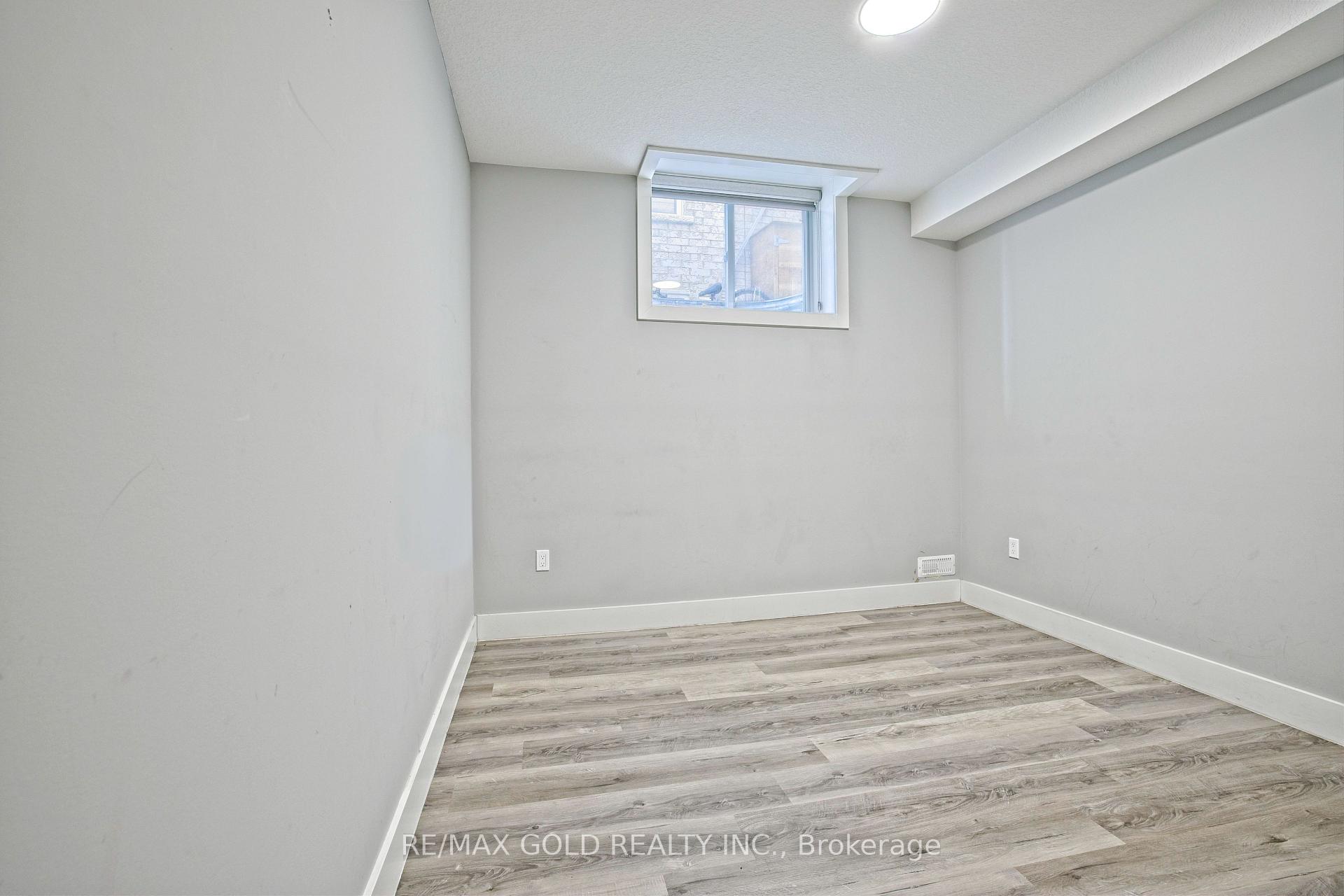 Photo 36 of 2606 Bateman Trail, London, South W — HOMEH
