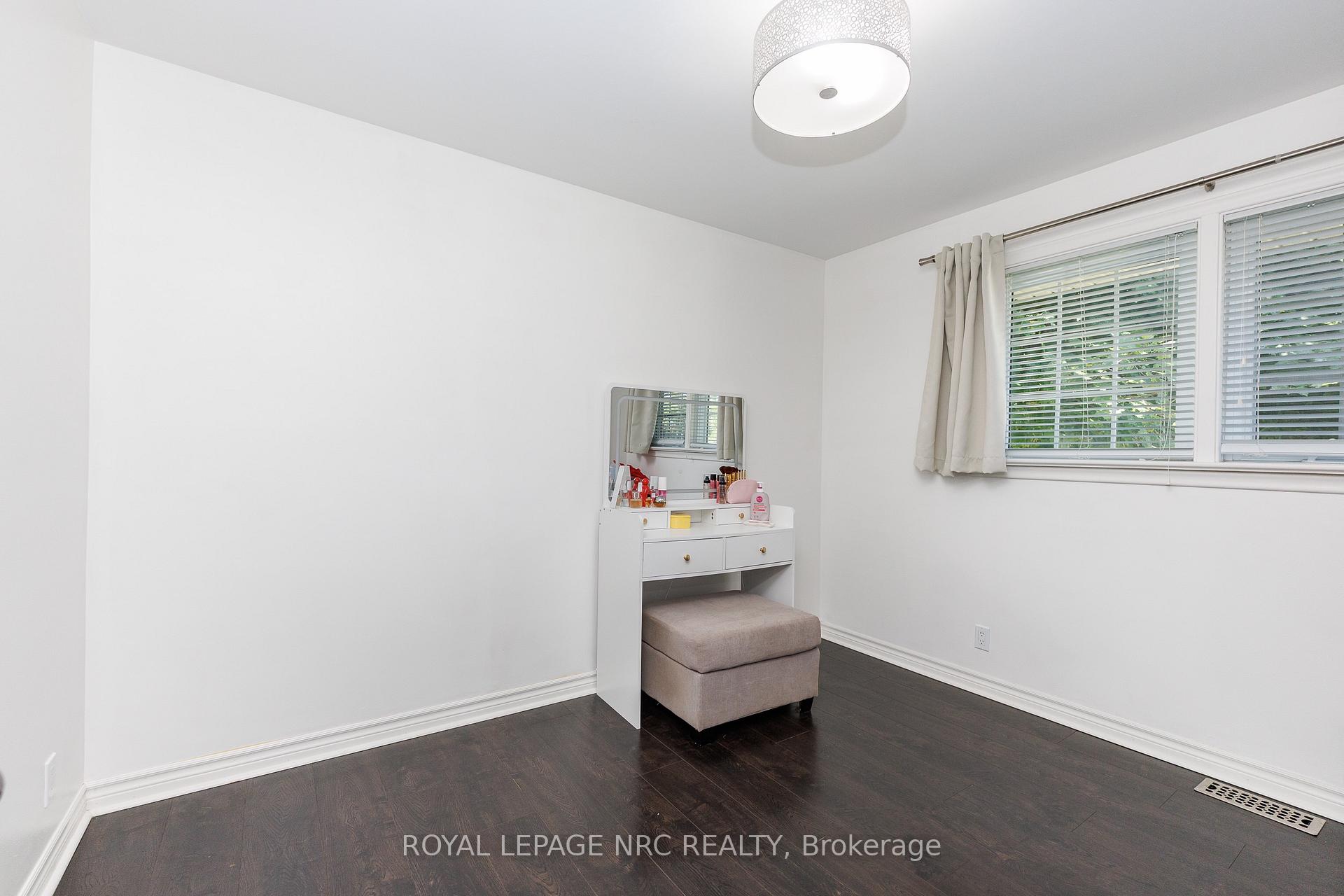 Photo 24 of 3676 Dorchester Road, Niagara Falls, Stamford — HOMEH