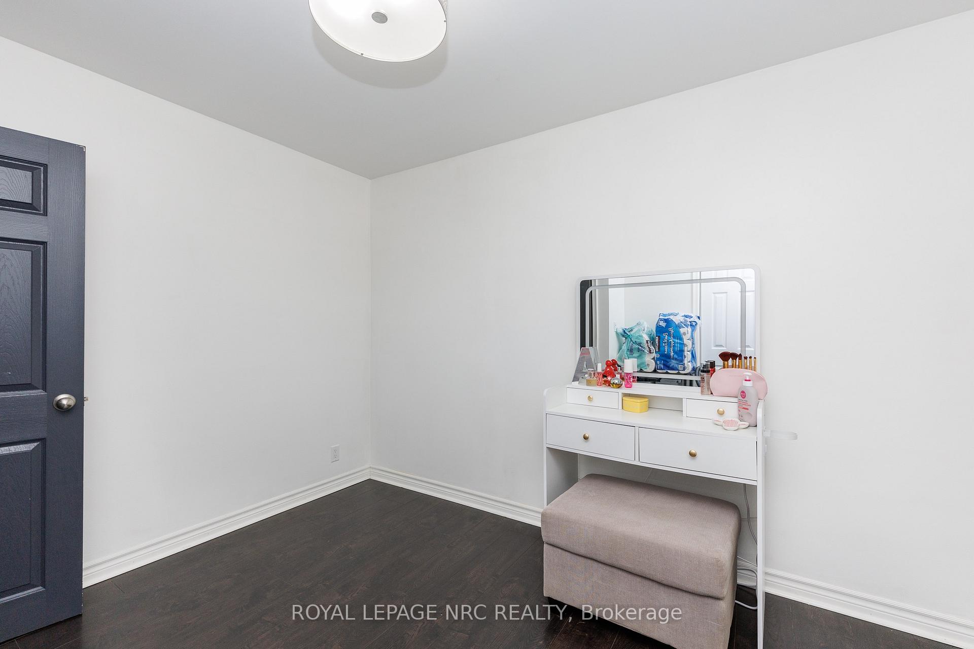 Photo 25 of 3676 Dorchester Road, Niagara Falls, Stamford — HOMEH