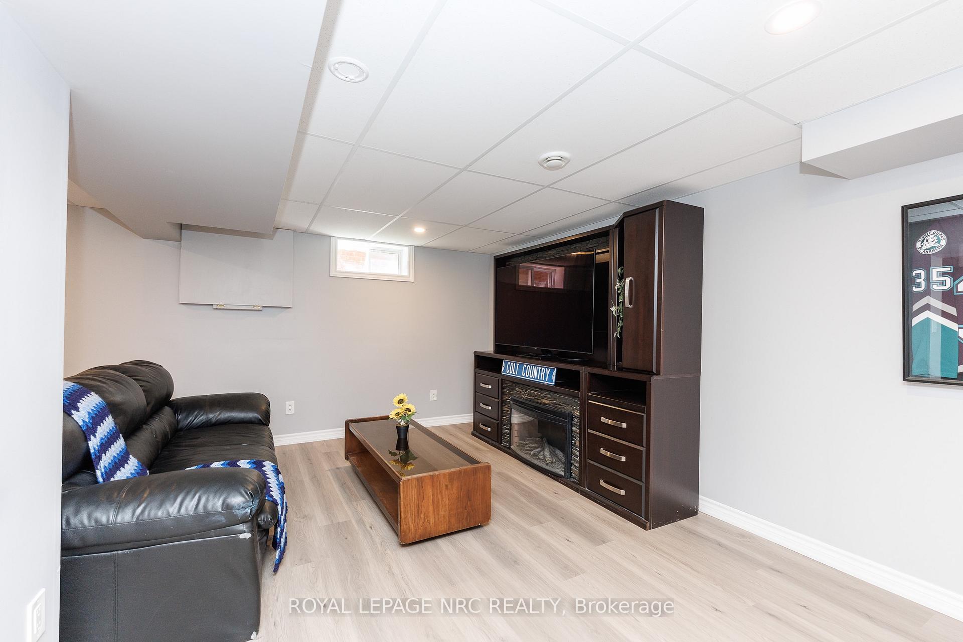 Photo 29 of 3676 Dorchester Road, Niagara Falls, Stamford — HOMEH