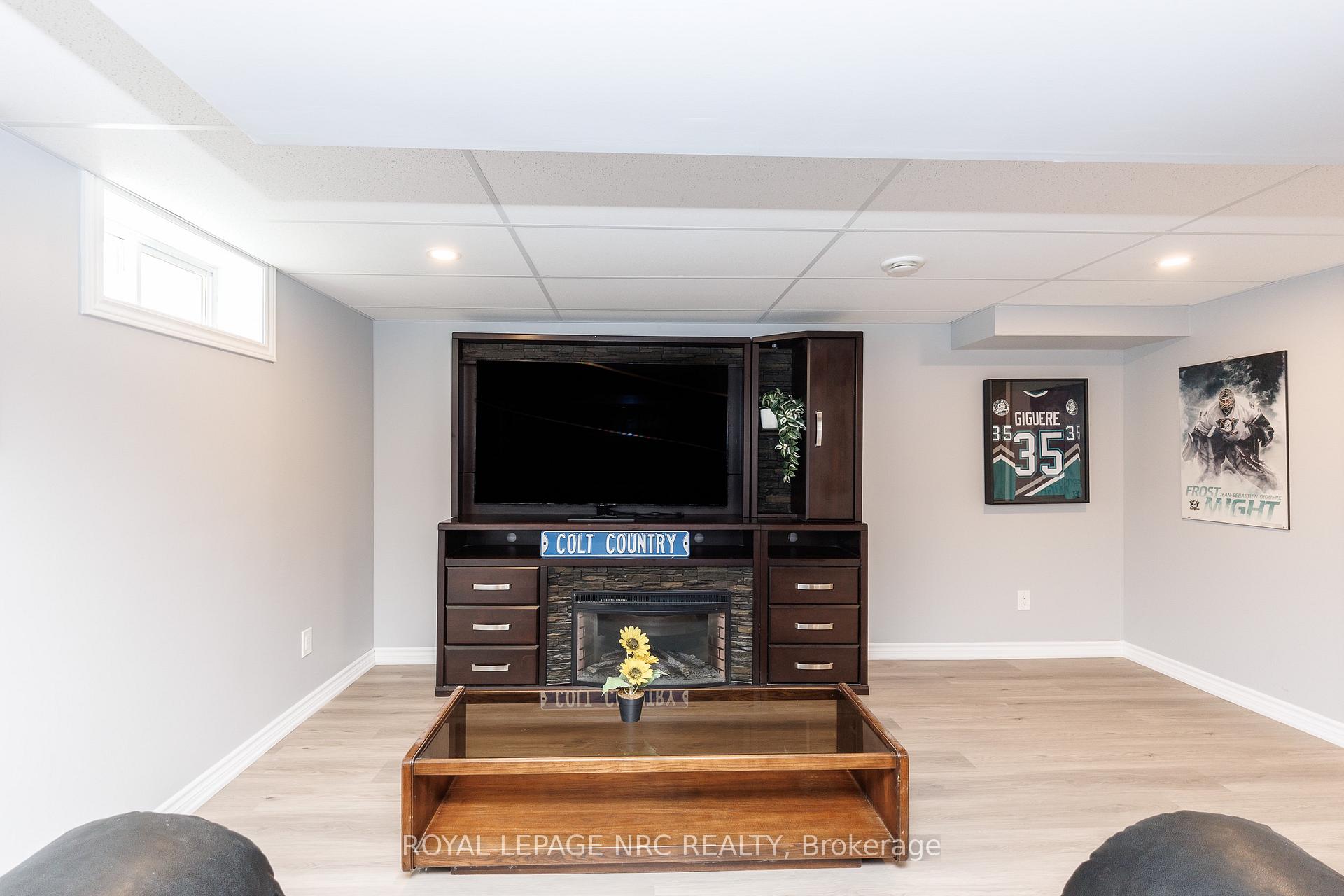 Photo 31 of 3676 Dorchester Road, Niagara Falls, Stamford — HOMEH
