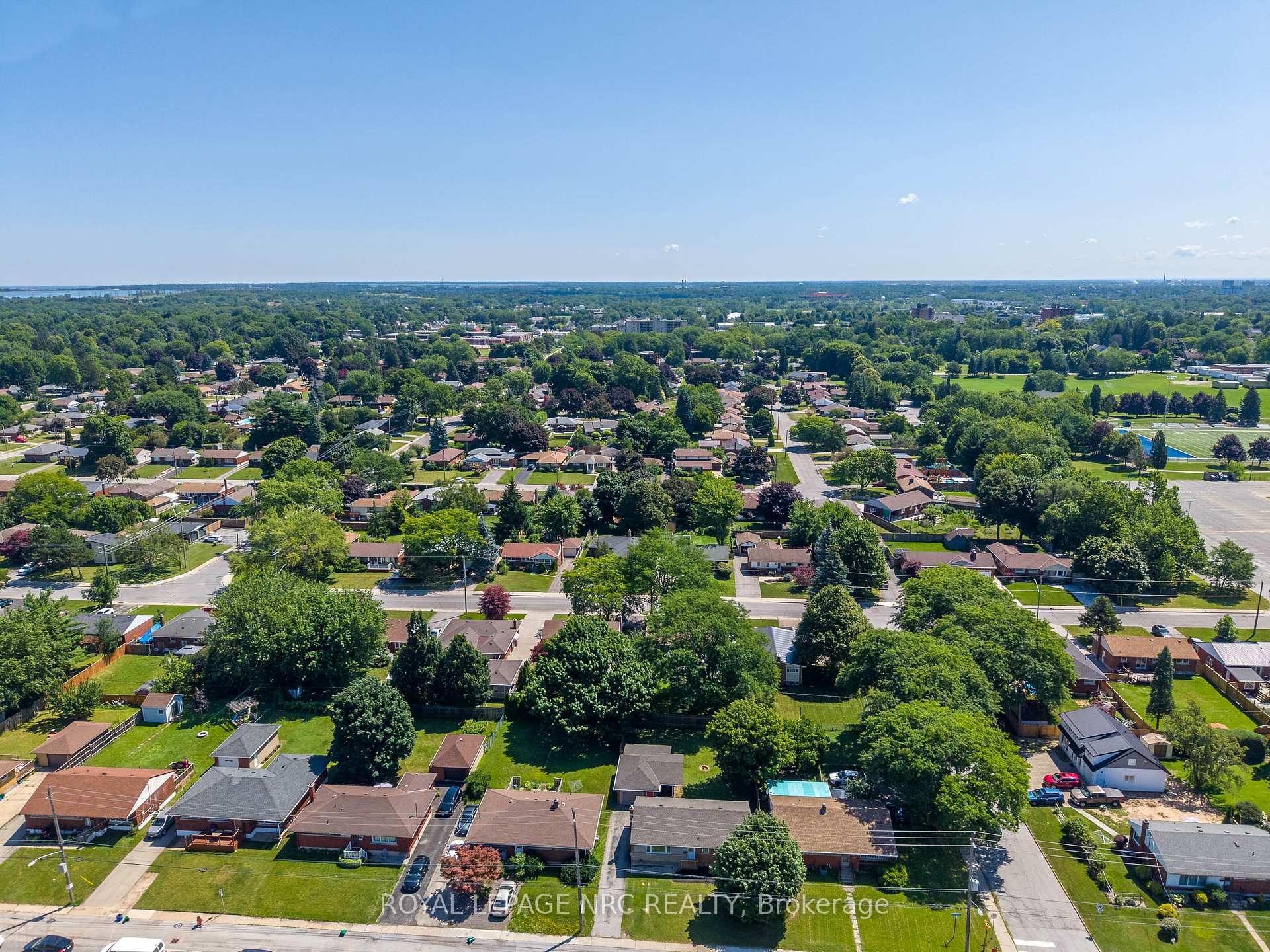 Photo 47 of 3676 Dorchester Road, Niagara Falls, Stamford — HOMEH