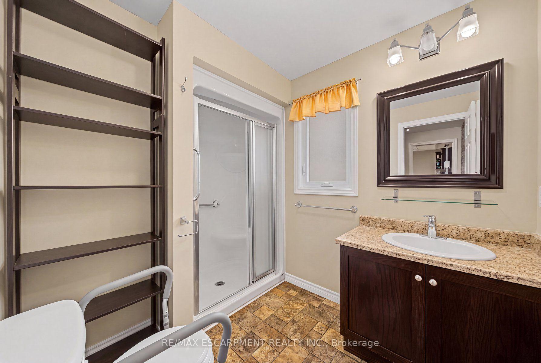 Photo 26 of 3913 Primrose Lane, Lincoln, Lincoln-Jordan/Vineland — HOMEH