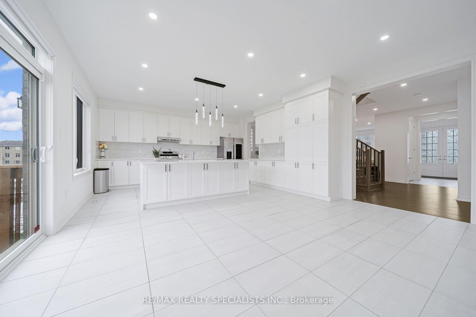 Photo 14 of 4 Elderberry Way, Adjala-Tosorontio, Colgan — HOMEH