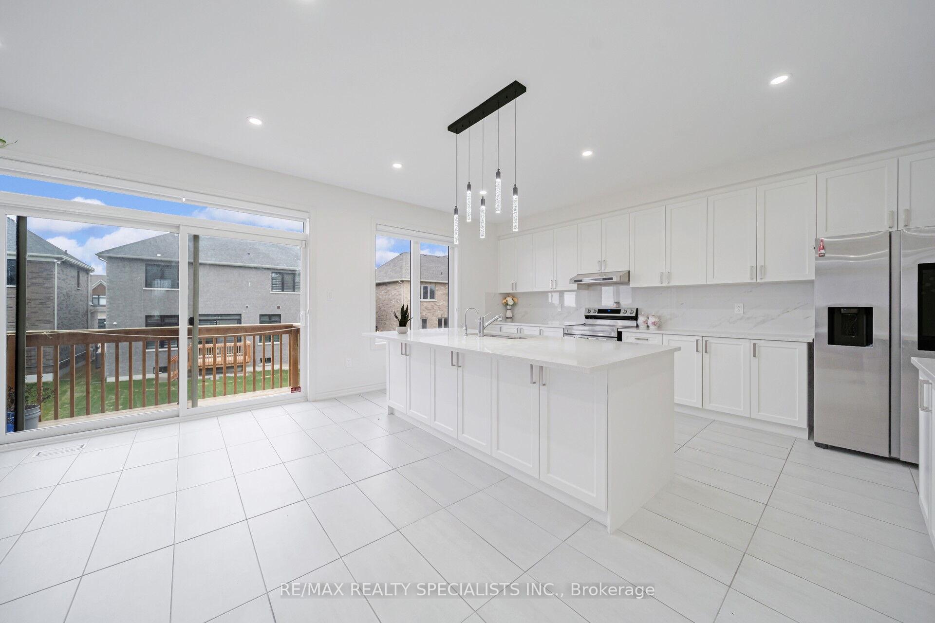 Photo 15 of 4 Elderberry Way, Adjala-Tosorontio, Colgan — HOMEH