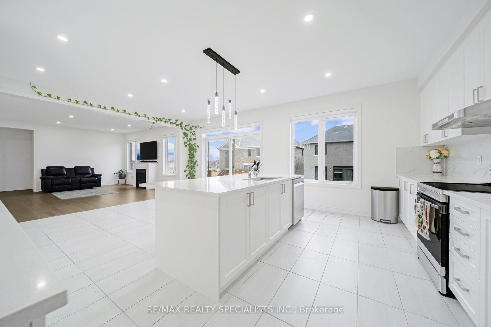 Photo 17 of 4 Elderberry Way, Adjala-Tosorontio, Colgan — HOMEH