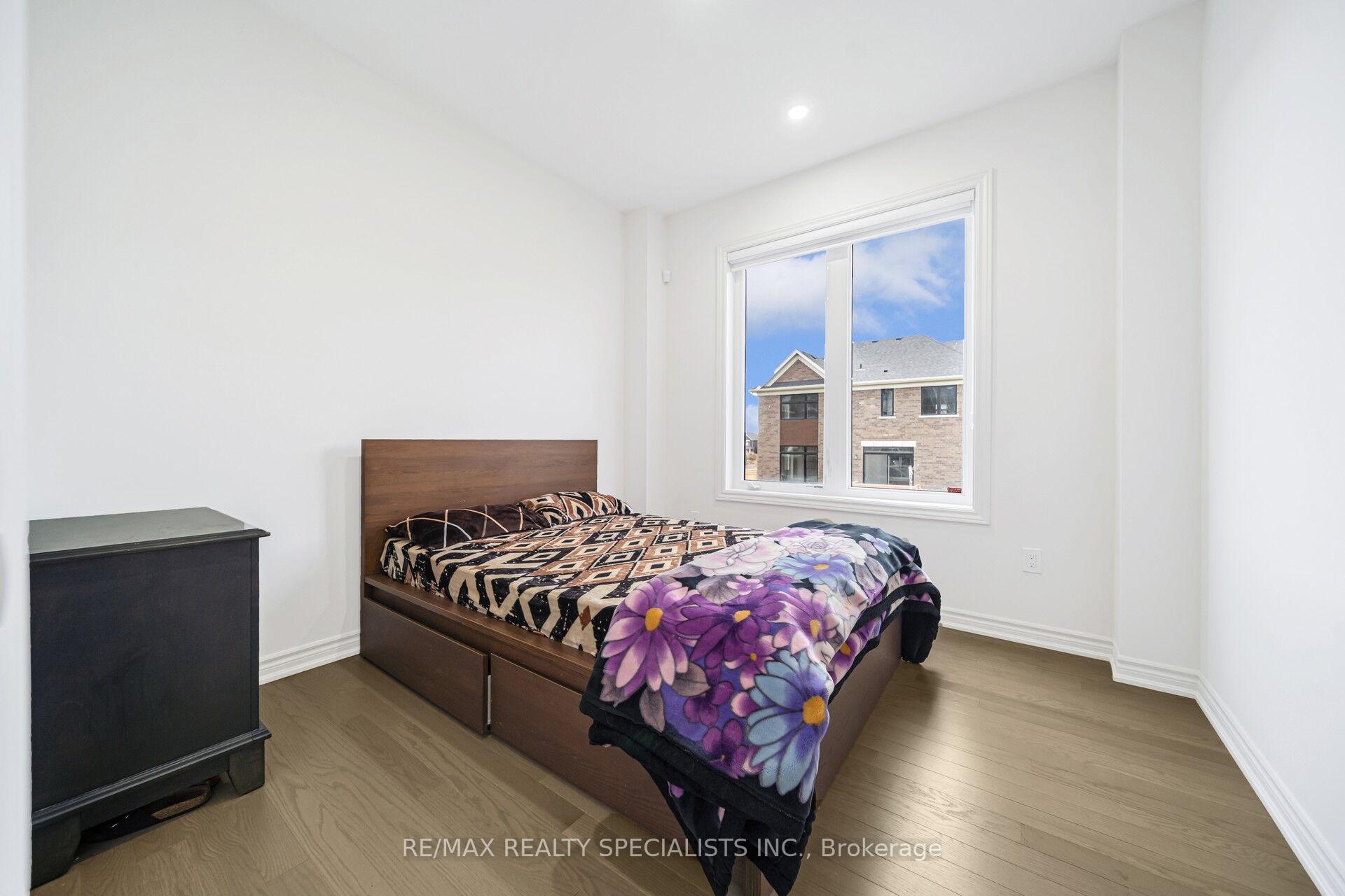 Photo 19 of 4 Elderberry Way, Adjala-Tosorontio, Colgan — HOMEH
