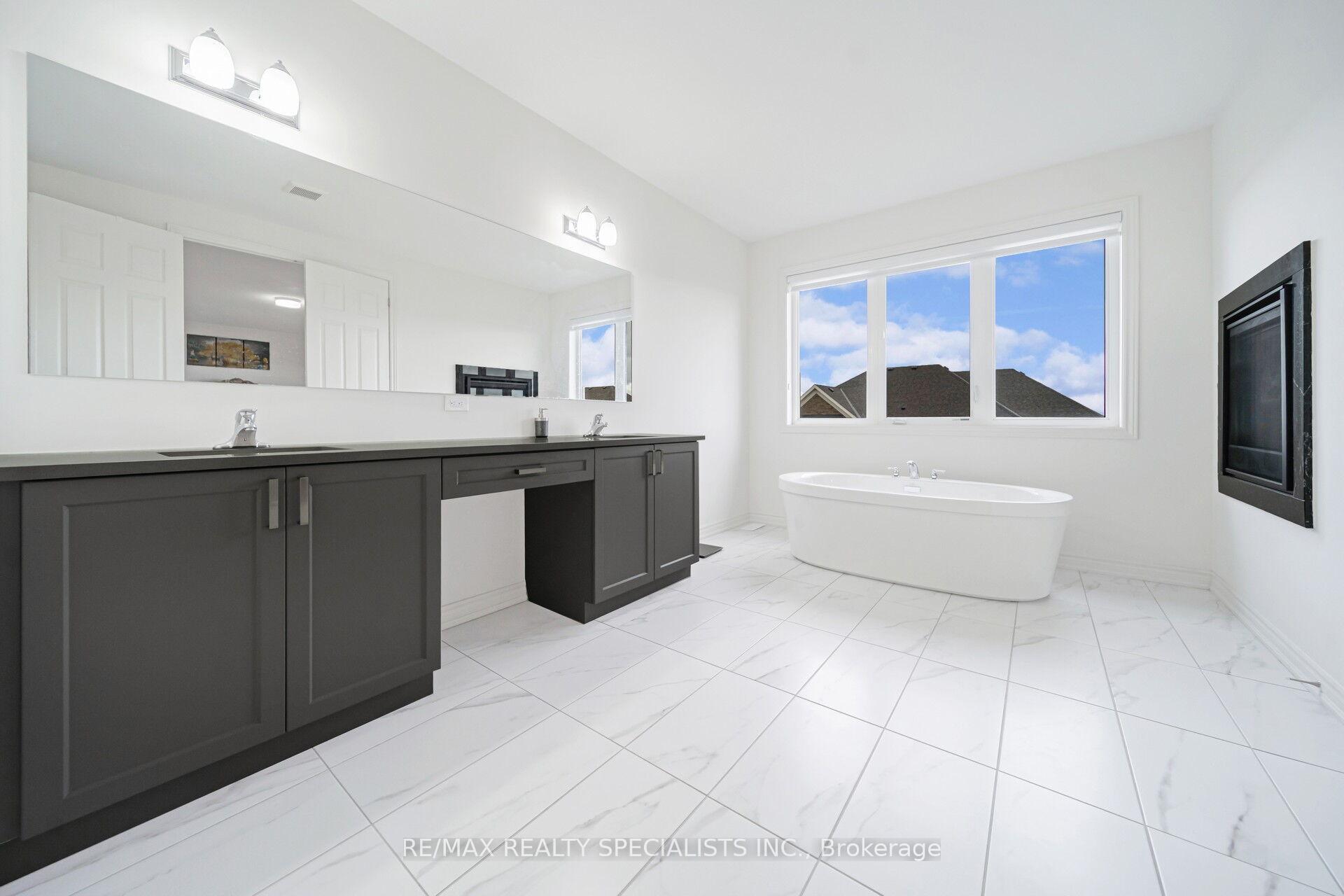 Photo 34 of 4 Elderberry Way, Adjala-Tosorontio, Colgan — HOMEH