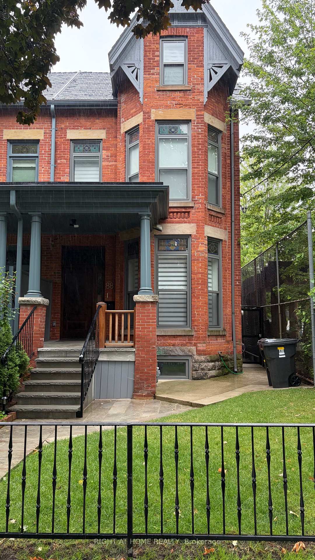Photo 1 of Unit Apt 1, 88 Brunswick Avenue, Toronto, University — HOMEH
