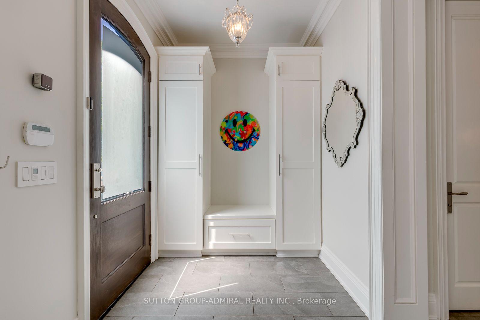 Photo 4 of 220 Joicey Boulevard, Toronto, Bedford Park-Nortown — HOMEH
