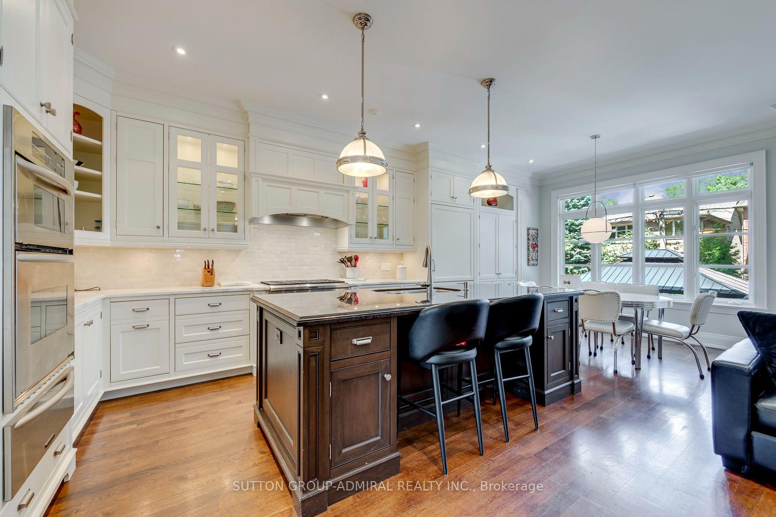 Photo 15 of 220 Joicey Boulevard, Toronto, Bedford Park-Nortown — HOMEH