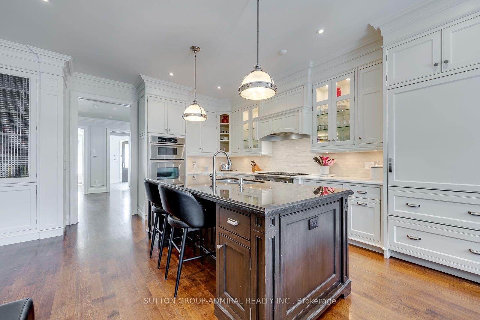 Photo 17 of 220 Joicey Boulevard, Toronto, Bedford Park-Nortown — HOMEH
