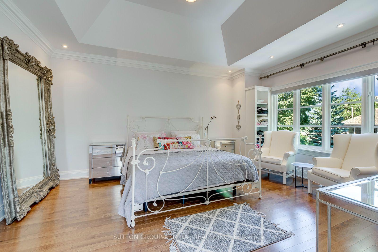 Photo 31 of 220 Joicey Boulevard, Toronto, Bedford Park-Nortown — HOMEH