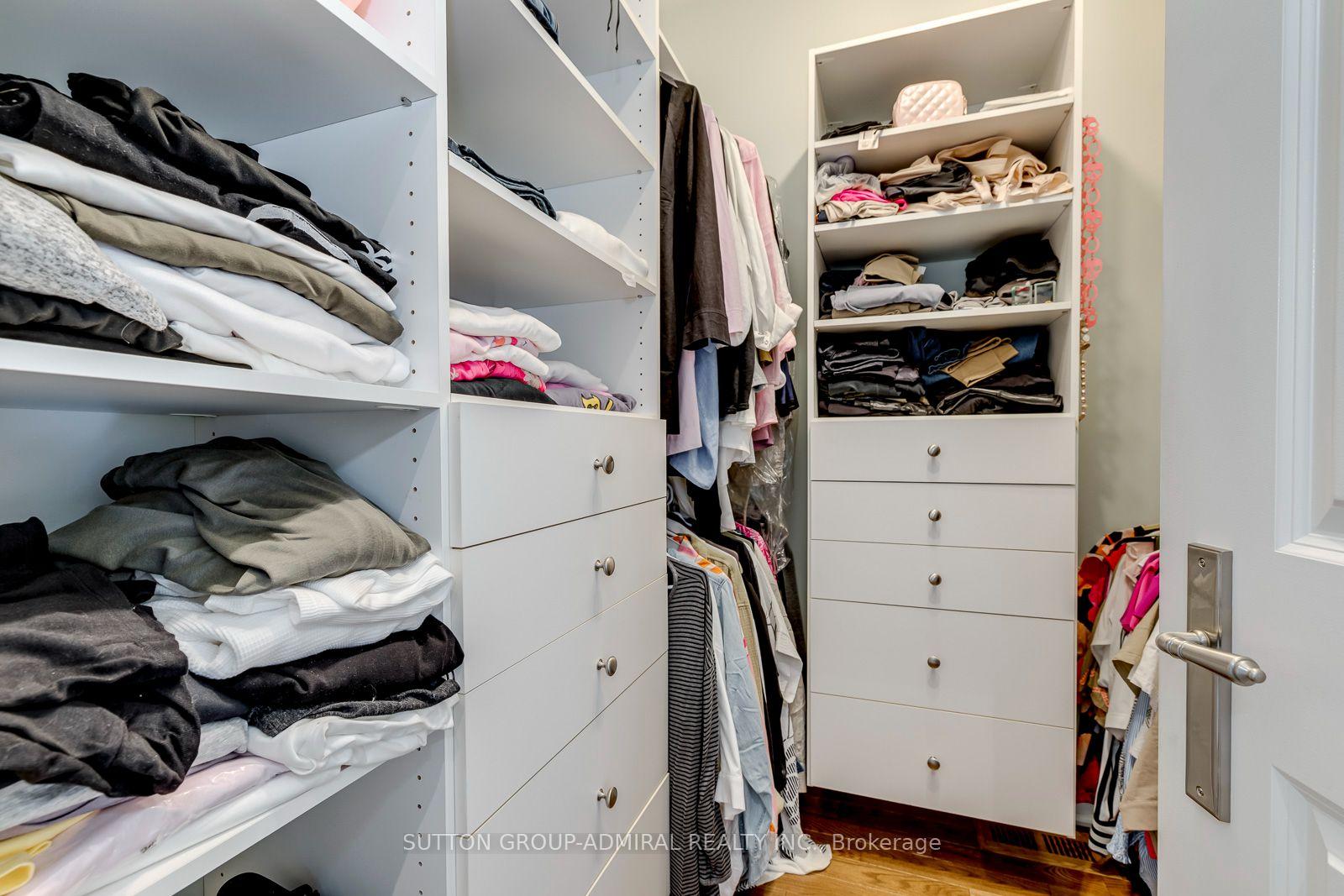 Photo 32 of 220 Joicey Boulevard, Toronto, Bedford Park-Nortown — HOMEH