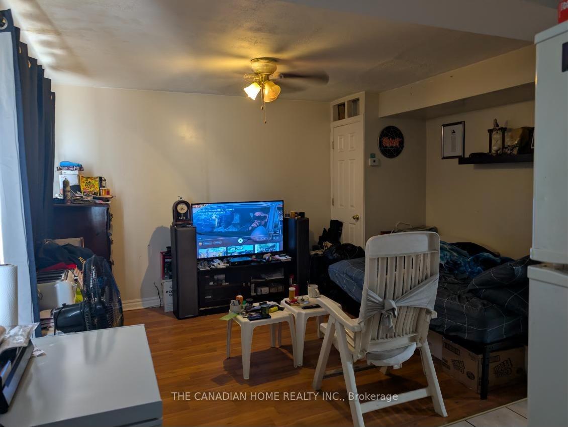 Photo 2 of 563 Cannon Street E, Hamilton, Gibson — HOMEH