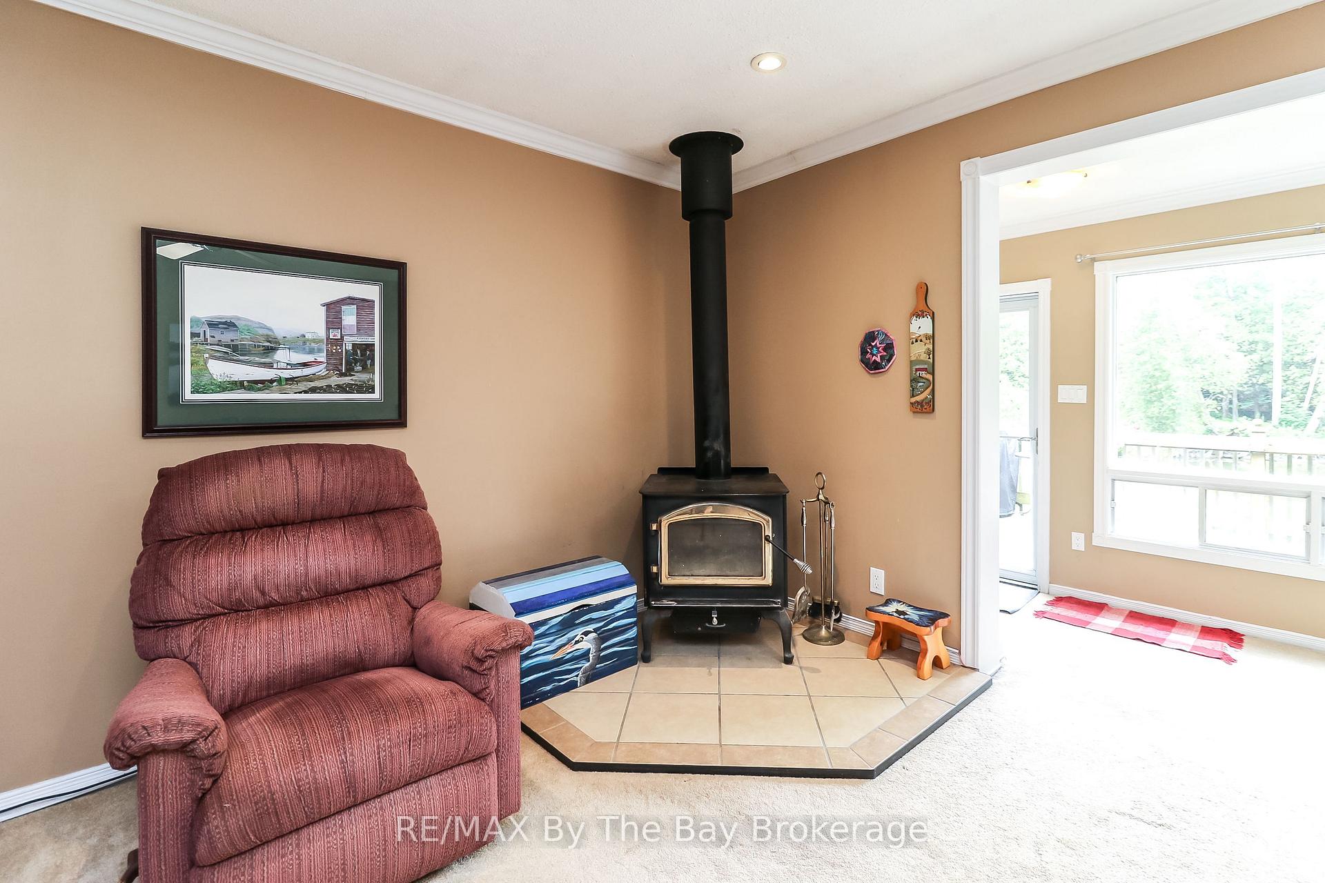 Photo 11 of 116 Stroud Crescent, Wasaga Beach — HOMEH