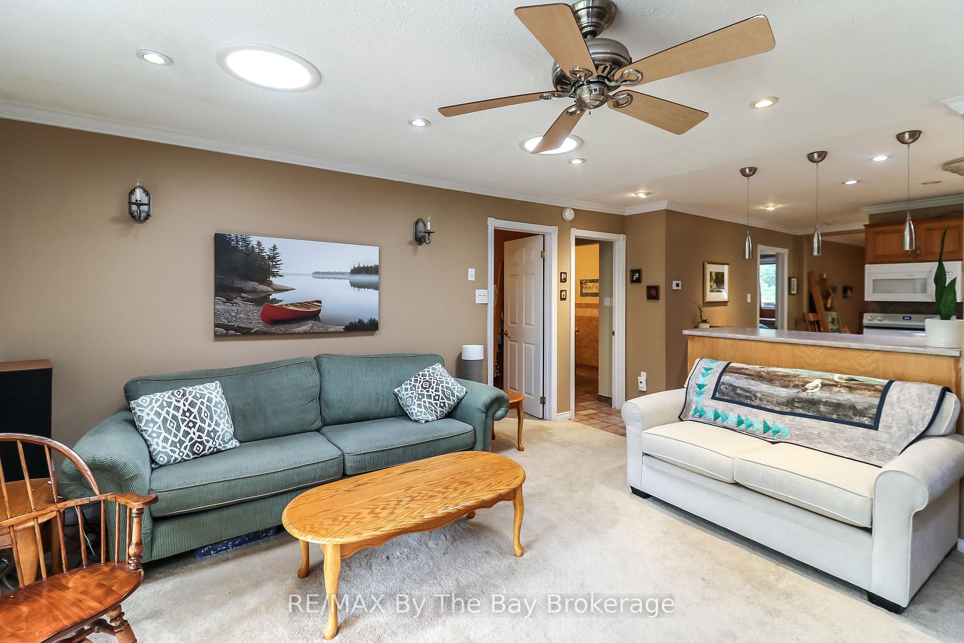 Photo 13 of 116 Stroud Crescent, Wasaga Beach — HOMEH