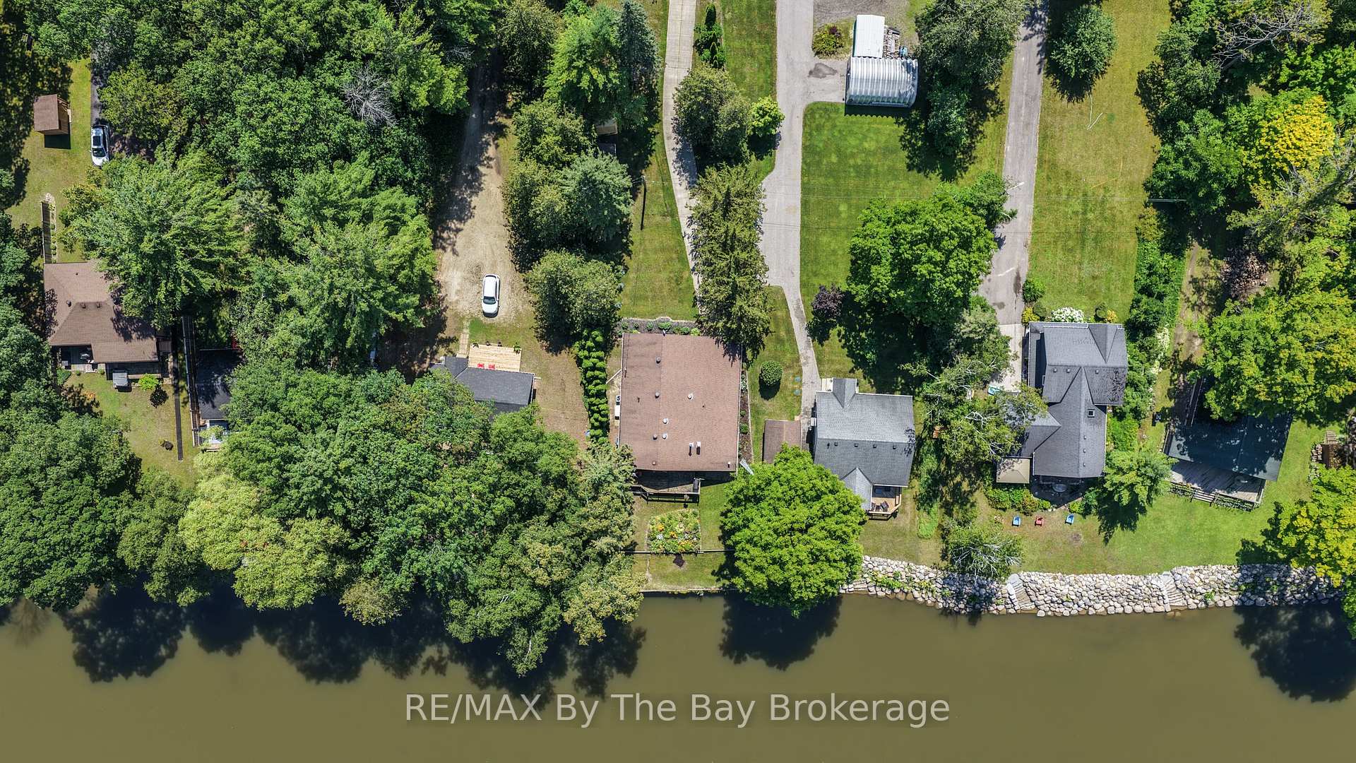 Photo 40 of 116 Stroud Crescent, Wasaga Beach — HOMEH