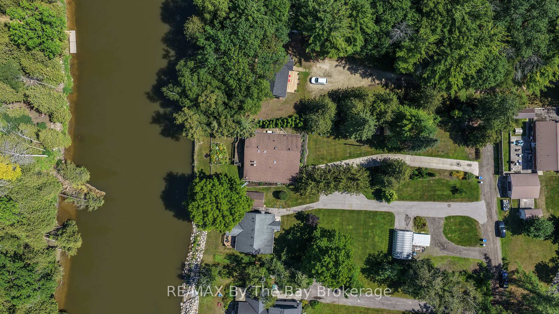 Photo 42 of 116 Stroud Crescent, Wasaga Beach — HOMEH