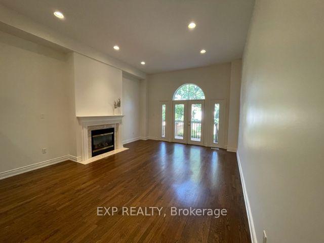 Photo 3 of 85 Brant Street, Oakville, Central — HOMEH