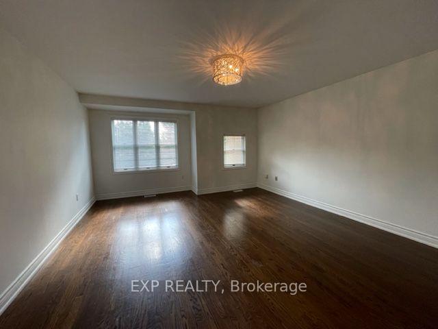 Photo 7 of 85 Brant Street, Oakville, Central — HOMEH