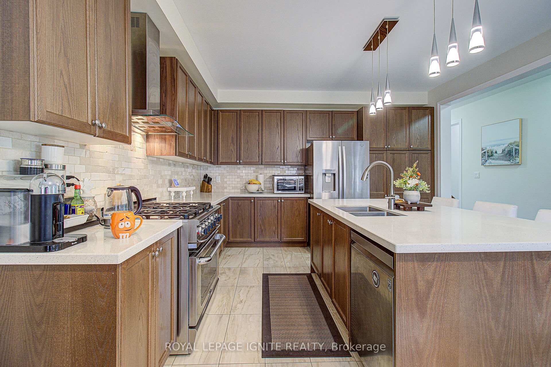 Photo 9 of 19 Hackett Street, New Tecumseth, Alliston — HOMEH